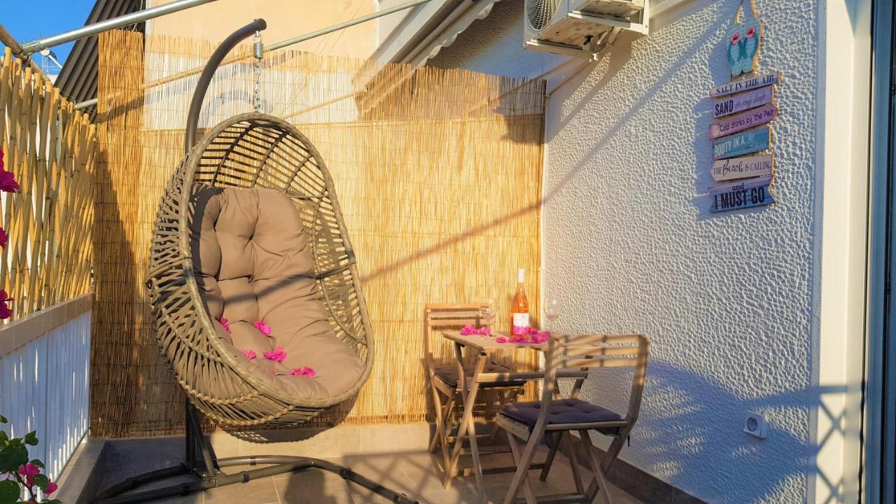 Wow Penthouse Boutique In The Heart Of Historical Center Lägenhet Aten Exteriör bild